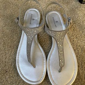 Silver and Crystal Bandolino sandals, size 8